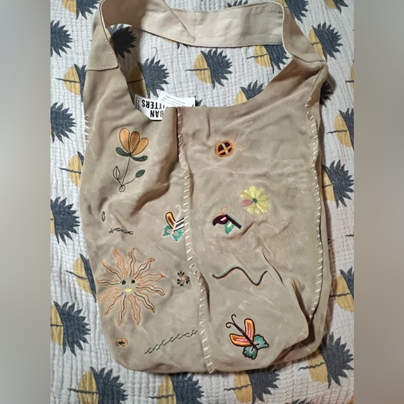 NWT Urban Outfitters Lex Embroidered Shoulder Bag - Picture 2 of 8